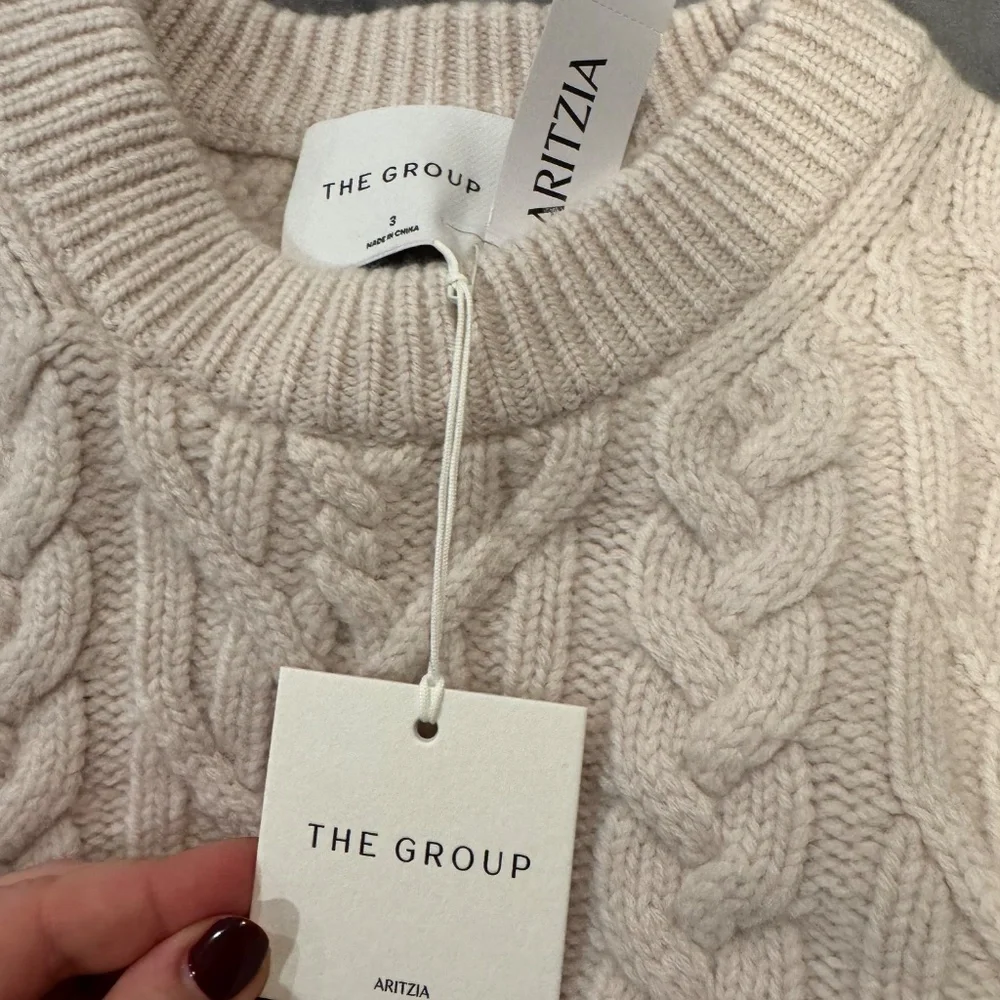 Aritzia Cream Cable Knit Sweater - Picture 2 of 6